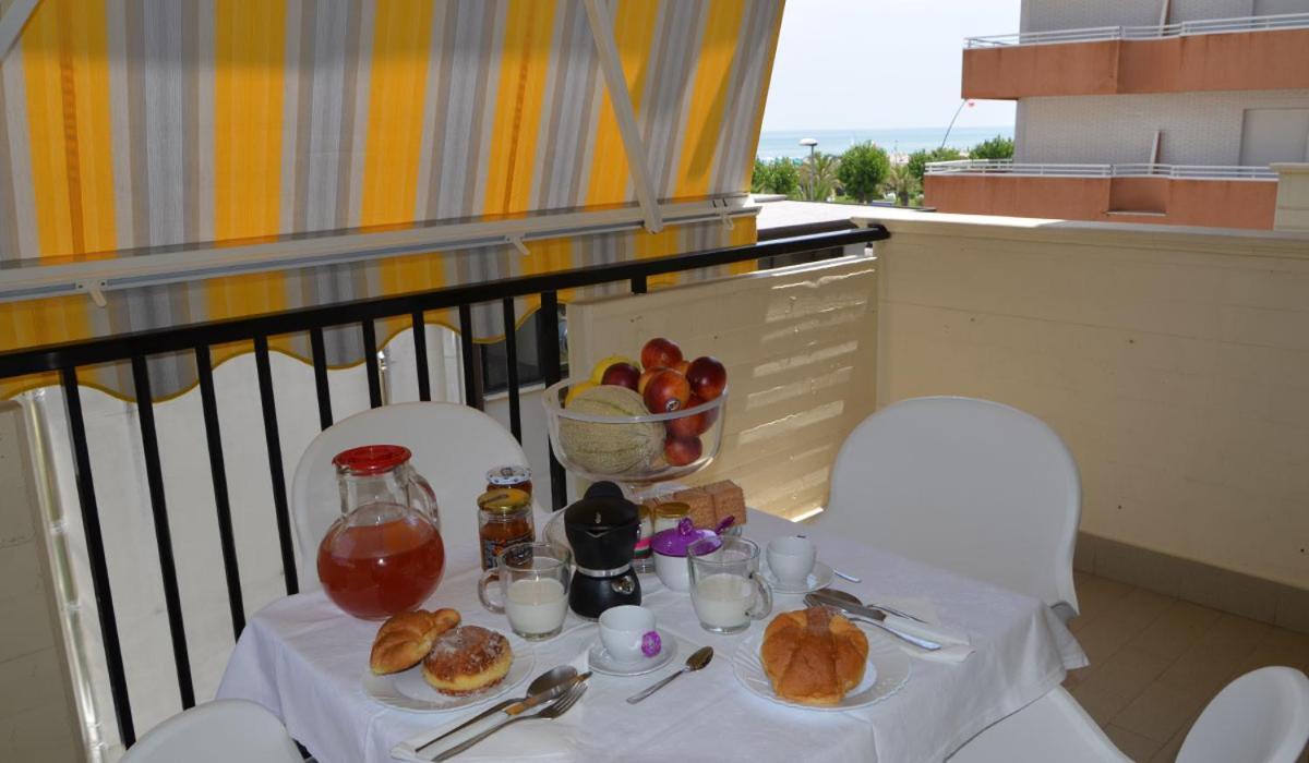 Residence Riviera อัลบา อาดริอาติกา ภายนอก รูปภาพ