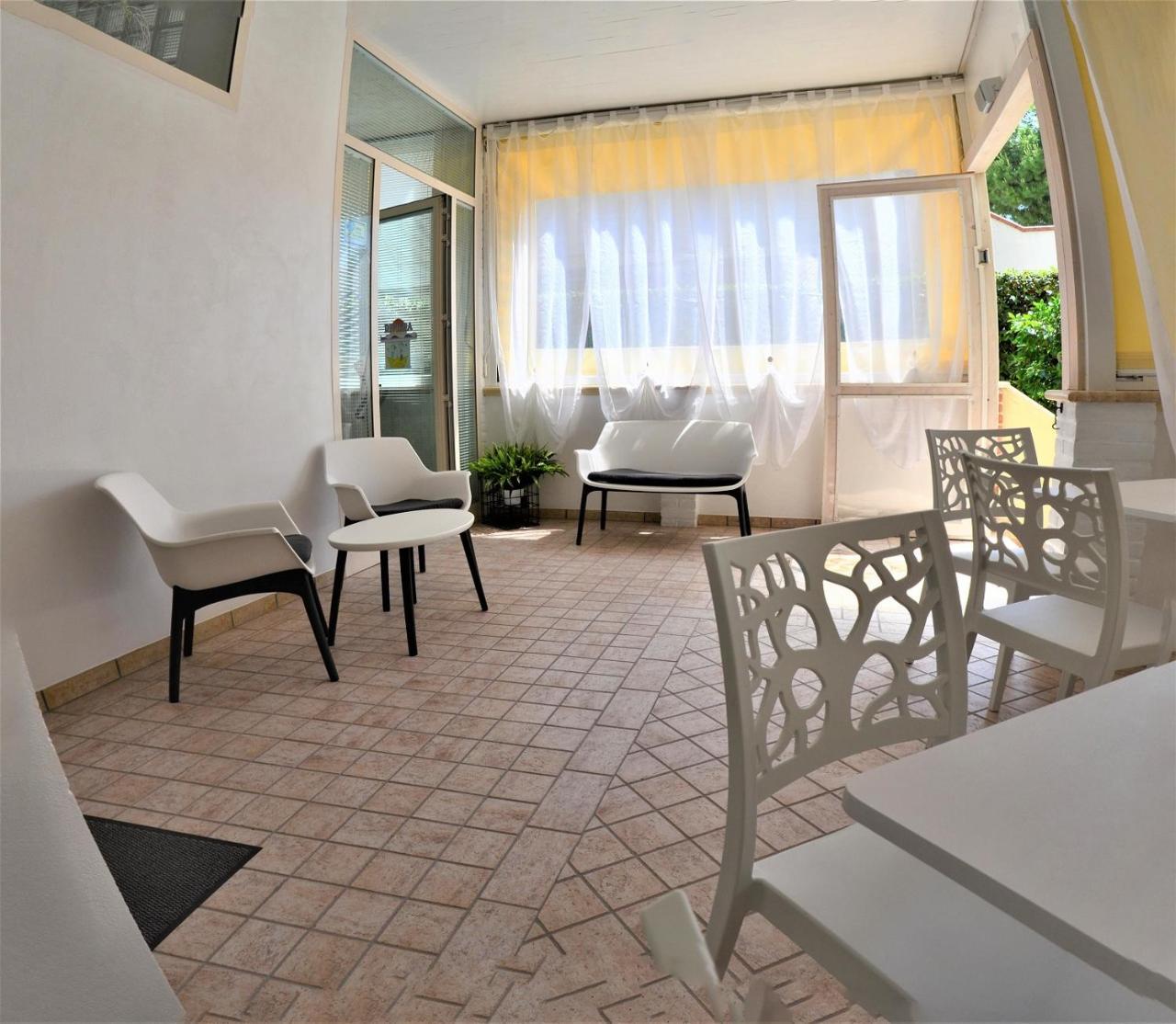 Residence Riviera อัลบา อาดริอาติกา ภายนอก รูปภาพ